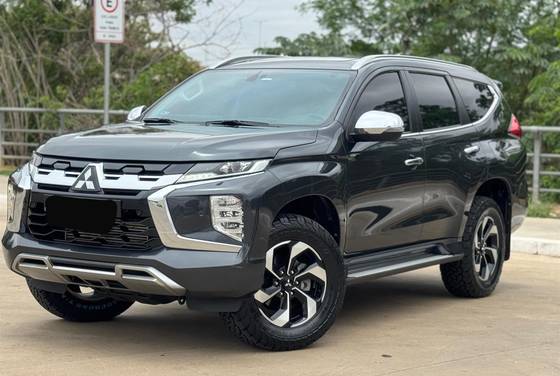 MITSUBISHI PAJERO SPORT 2.4 16V MIVEC TURBO DIESEL HPE-S AWD AUTOMÁTICO